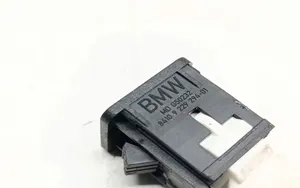 BMW 3 F30 F35 F31 USB-pistokeliitin 9229294