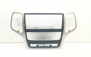 Jeep Grand Cherokee Cadre, panneau d'unité radio / GPS 