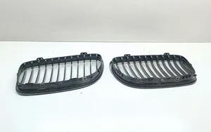 BMW 3 E90 E91 Grille calandre supérieure de pare-chocs avant 7201968