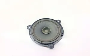 Nissan Qashqai+2 Takaoven kaiutin 7606500485