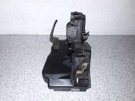 BMW 3 E46 Etuoven lukko 51218206408