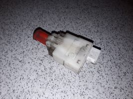 BMW 3 E46 Sensor del pedal de embrague 8360421