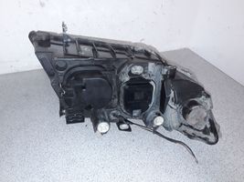 BMW 3 E90 E91 Lampa przednia 89311630