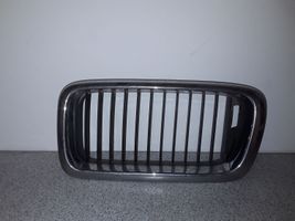 BMW 7 E38 Grille de calandre avant 8125811