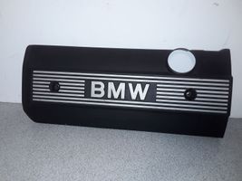 BMW 5 E34 Variklio dangtis (apdaila) 11121748633