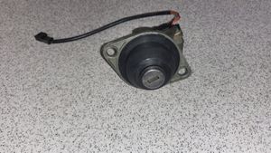 BMW 5 E39 Loading door lock 8363699