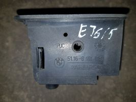 BMW 3 E36 Takaoven tuhkakuppi 51168191539