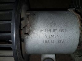 BMW 5 E34 Pečiuko ventiliatorius/ putikas 64118391920