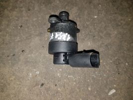 BMW 3 E46 Fuel pressure regulator 13517787186