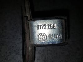 BMW 3 E36 Rygiel zamka drzwi przednich 8122299