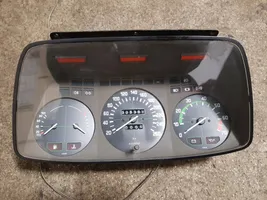 BMW 7 E23 Compteur de vitesse tableau de bord 1360857