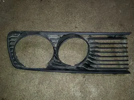 BMW 5 E28 Atrapa chłodnicy / Grill 51131874645