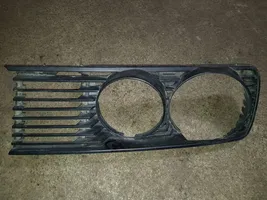 BMW 5 E28 Atrapa chłodnicy / Grill 51131874646