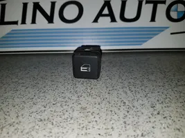 BMW 5 E39 Botón interruptor de bloqueo de puertas 8360828
