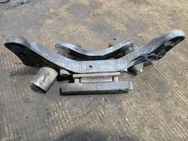 BMW 5 E39 Supporto della scatola del cambio 1094104