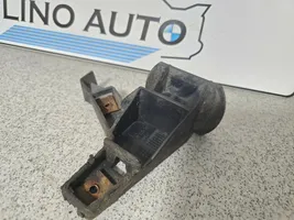 BMW 7 E38 Modanatura della barra di rivestimento del paraurti anteriore 8125317