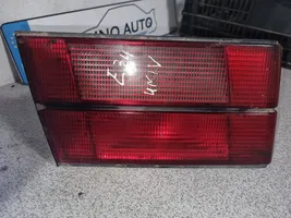 BMW 5 E34 Lampy tylnej klapy bagażnika 8351561