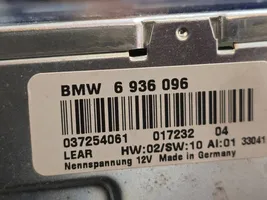 BMW 5 E39 Video control module 6936096