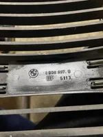 BMW 7 E32 Front grill 19086970