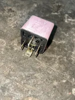 BMW 5 E39 Other relay 8365326