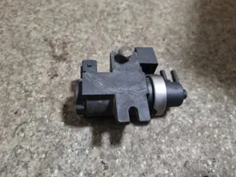 BMW 5 E39 Turbo solenoid valve 2247906