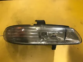Chrysler Voyager Lampa przednia 