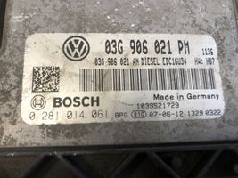Volkswagen Golf V Moottorin ohjainlaite/moduuli 03G906021PM