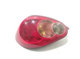 Toyota Aygo AB10 Lampa tylna 815600H010