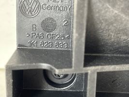 Volkswagen PASSAT B7 Rączka / Uchwyt otwierania pokrywy przedniej / maski silnika 1K1823633