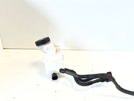 Opel Mokka X Brake fluid reservoir 