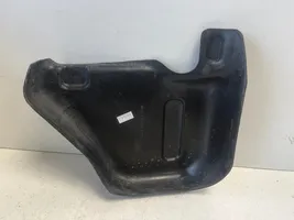 Volkswagen Touareg I Plaque de protection de réservoir de carburant 7l0201980