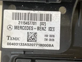 Mercedes-Benz CLS C219 Module de fusibles 2115457701