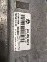 Volkswagen Polo Calculateur moteur ECU 03D906032C