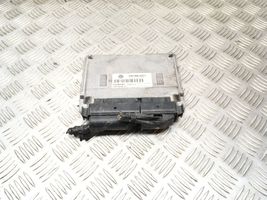 Volkswagen Polo IV 9N3 Calculateur moteur ECU 03D906033F