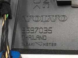 Volvo V50 Nopeusmittari (mittaristo) 30710071