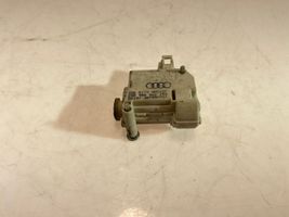 Audi A6 S6 C5 4B Verrouillage du bouchon du réservoir de carburant 4B9862153