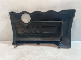 Audi A4 S4 B5 8D Крышка двигателя (отделка) 058103724B