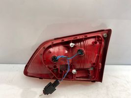 Volkswagen PASSAT B7 Lampy tylnej klapy bagażnika 3AF945093K