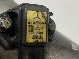 Mercedes-Benz E W211 EGR valve 00005320C2