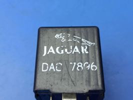 Jaguar XJS Kita rėlė DAC7896