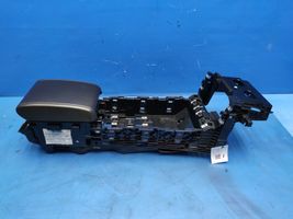 Jaguar XF Center console B070048800