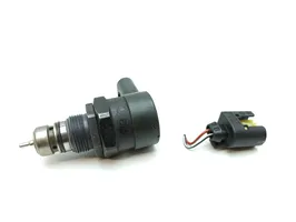 Mercedes-Benz E W211 Regolatore di pressione del carburante A6110780449