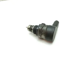 Mercedes-Benz E W211 Regolatore di pressione del carburante A6110780449