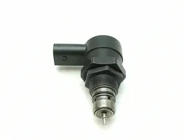 Mercedes-Benz E W211 Regolatore di pressione del carburante A6110780449