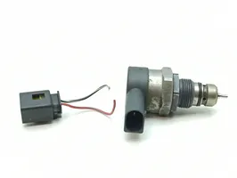 Mercedes-Benz E W211 Regolatore di pressione del carburante A6110780449