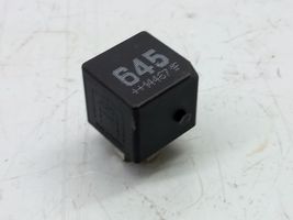 Volkswagen Jetta VI Other relay 4H0951253A