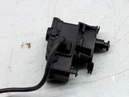 Volkswagen Jetta VI Fuel tank cap lock motor 5C6810773H