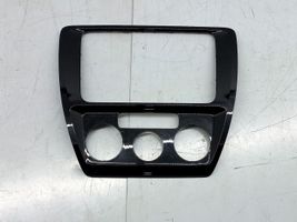 Volkswagen Jetta VI Panel klimatyzacji / Ogrzewania 5C6858069C