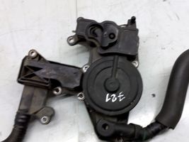 Volkswagen Golf VI Separatore dello sfiato dell’olio 06H103495E