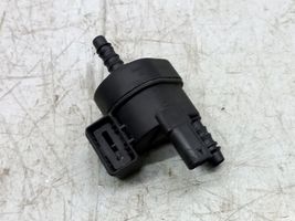 Volkswagen Jetta VI Vacuum valve 06H906517T